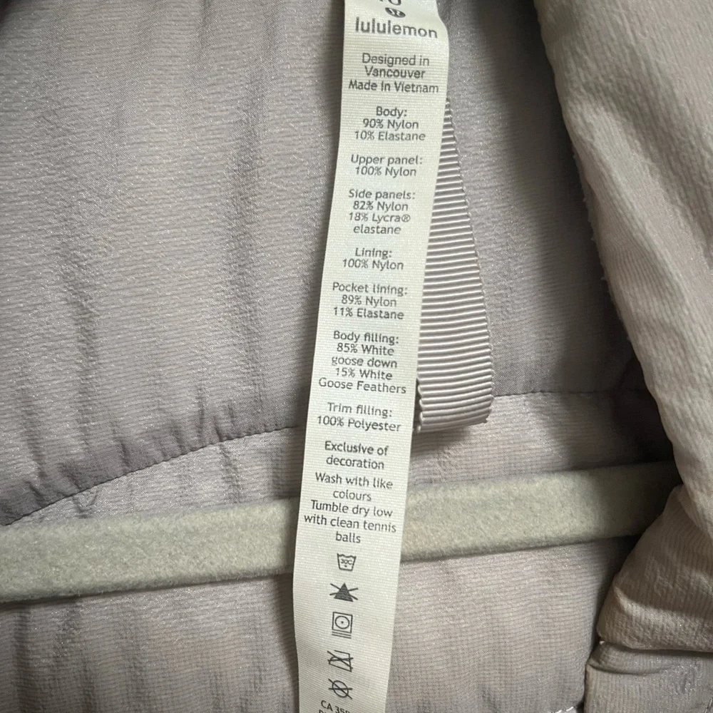 Lululemon Athletica Down For It All Vest - Picture 5 of 5